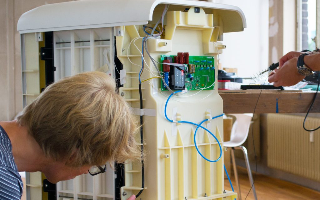 testing a medical air treatment device prototype